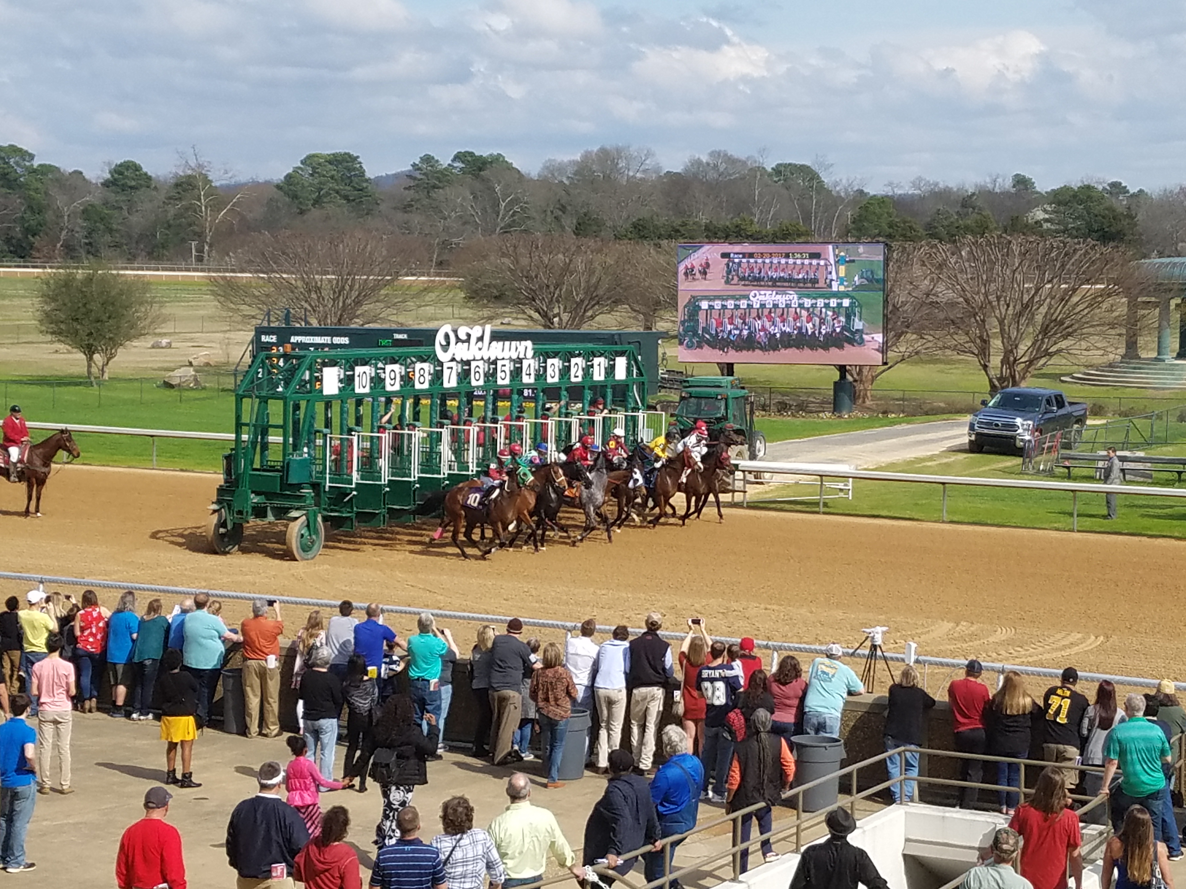 Oaklawn thoroughbred horse racing Hot Springs Arkansas